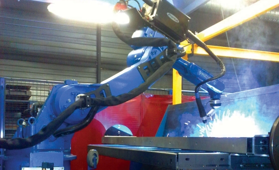 Alma, expert des logiciels de programmation hors-ligne de robots de soudage. 